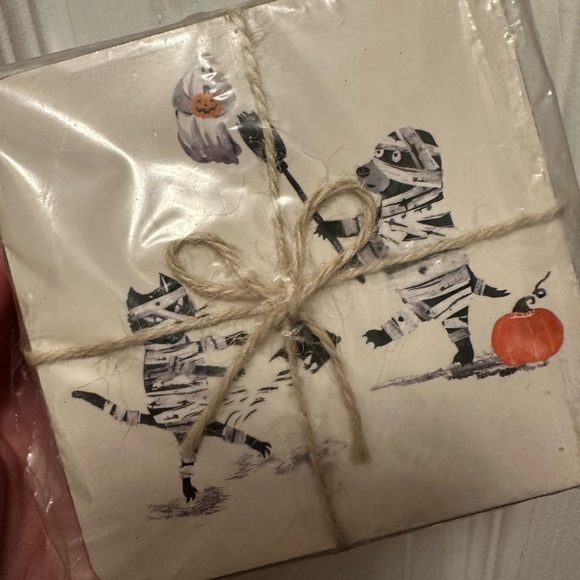 🎃 NWT Doug and Friends Halloween Coaster Set by Pottery Barn - Picture 5 of 6